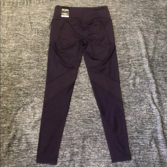 New Victoria’s Secret Sport VSX Knockout Tight purple - Picture 4 of 5